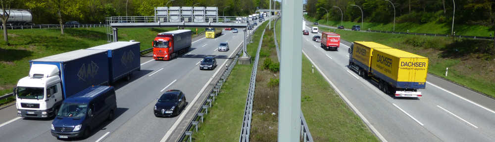 A7 Autobahn Deckel Hamburg